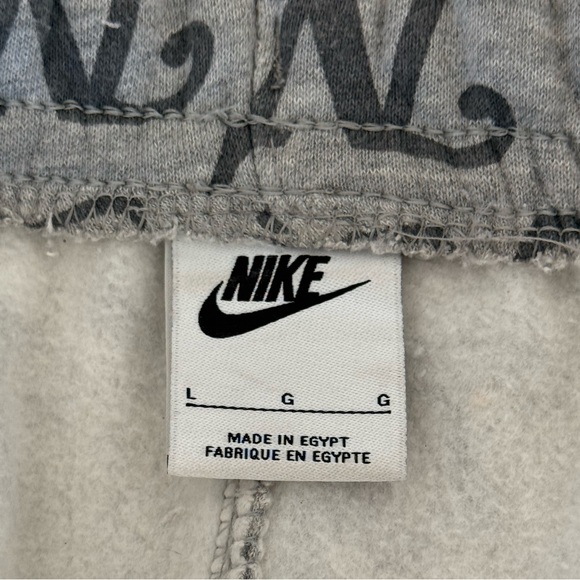 Nike BB LA Monogram Club Fleece Joggers - Picture 10 of 13